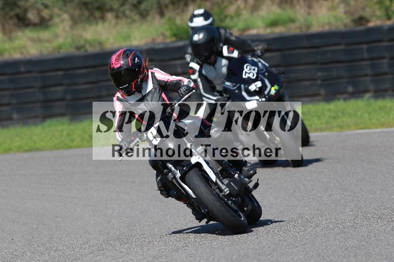 /Archiv-2022/64 19.09.2022.09 Plüss Moto Sport Yamaha Fun Day ADR/Einsteiger/97